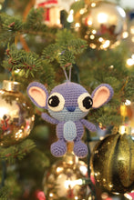 Load image into Gallery viewer, Blue alien keychain/ornament