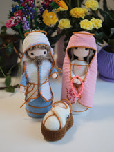 Load image into Gallery viewer, Crochet Nativity set