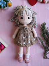 Load image into Gallery viewer, Hannah doll
