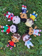 Load image into Gallery viewer, Famous footballer keychains