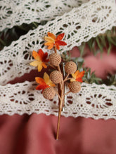 Load image into Gallery viewer, Acorn and Fall leaves Brooch
