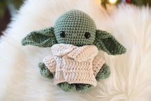 Load image into Gallery viewer, Green alien baby