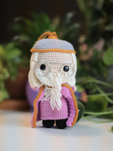 Load image into Gallery viewer, Small wizard and witch collection small dolls
