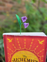 Load image into Gallery viewer, Floral bookmark
