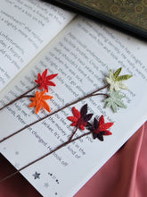 Load image into Gallery viewer, Leaf bookmark
